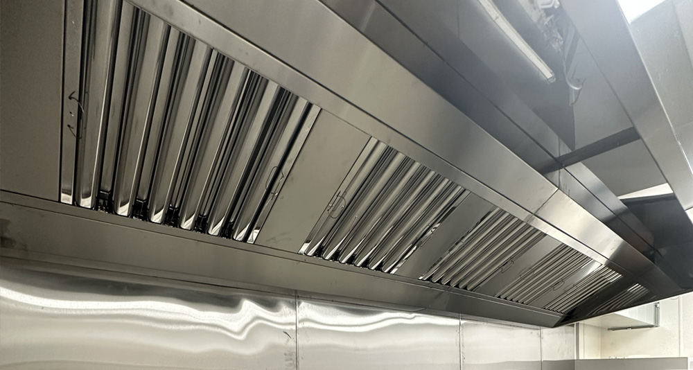kitchen-canopy-installer